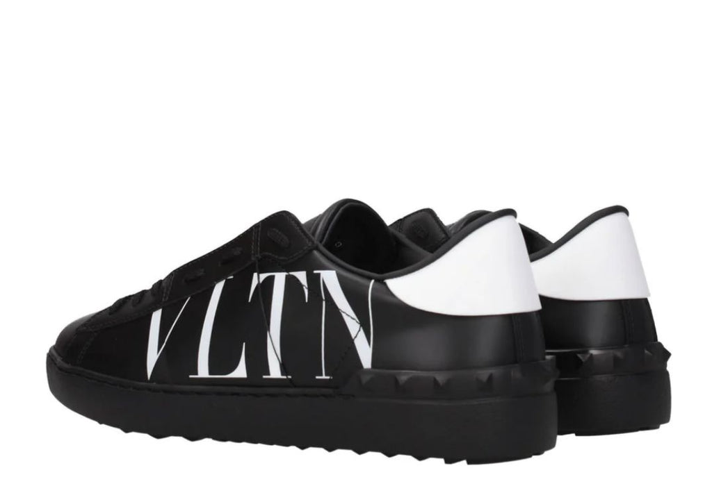 Valentino nere