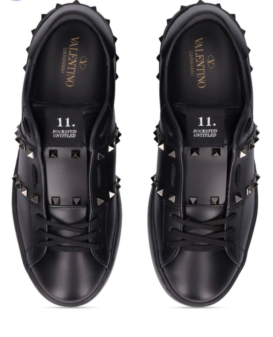 Valentino nere