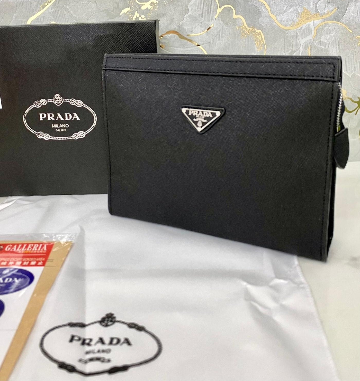Prada Pochette classic