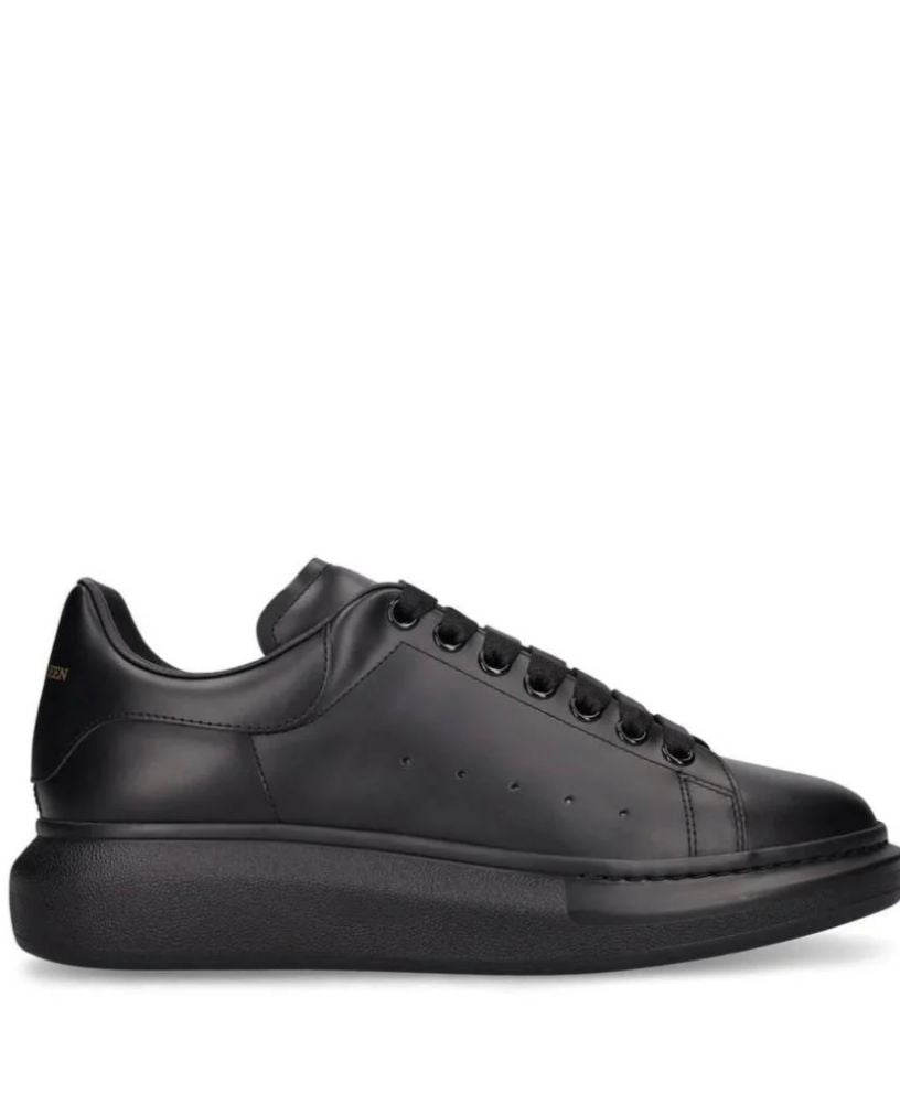 Alexander McQueen Total Black