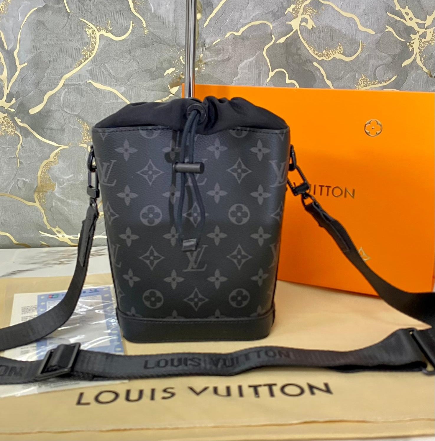 Louis Vuitton borsello Noe Monogram grigio